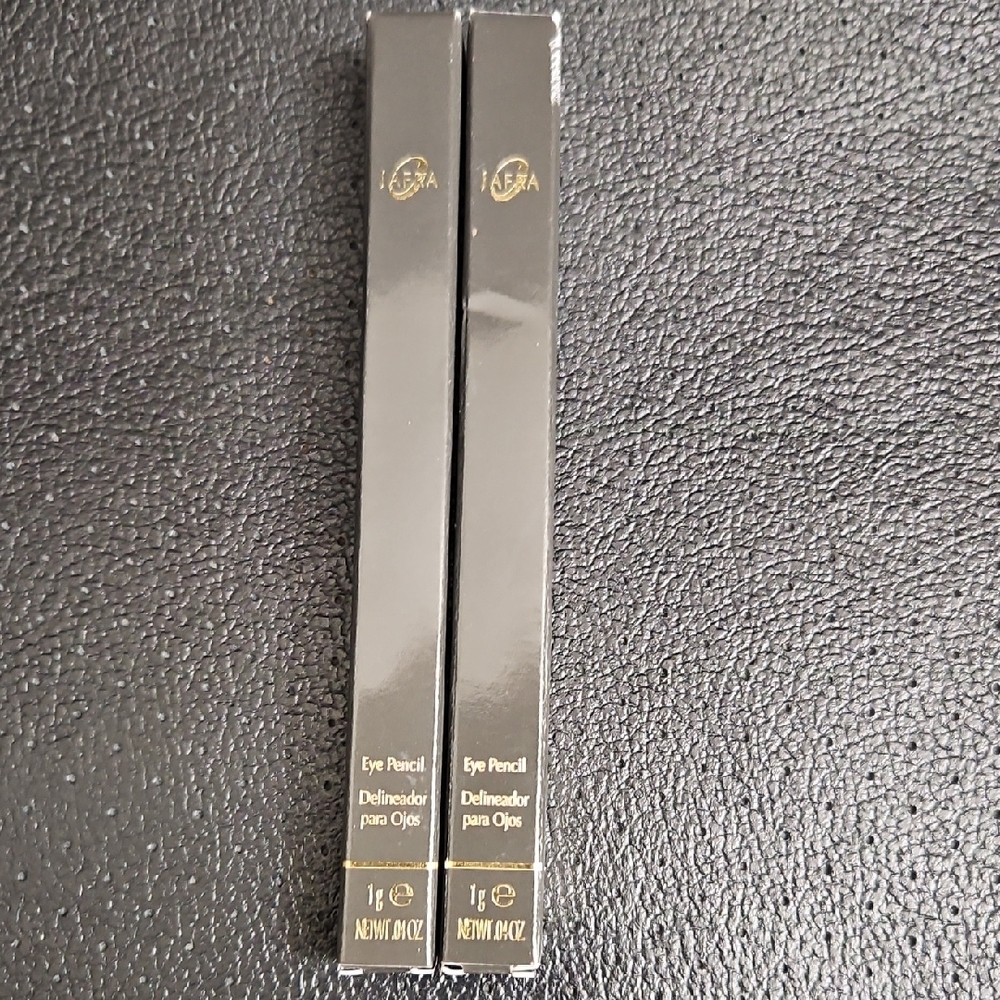 JAFRA Black And White Eye Pencil Duo